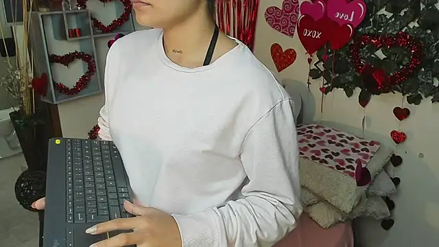 DestinyHills online show from February 14, 2026, 12:05 pm