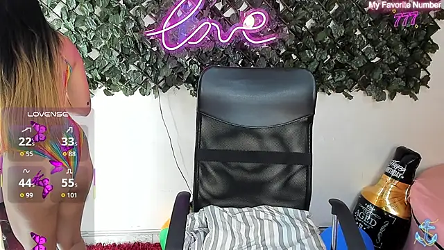 DestinyHills online show from July 1, 2026, 12:11 am