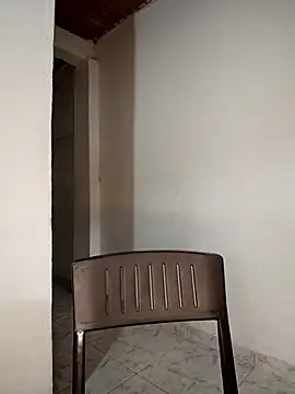  Estrellita  online show from November 29, 2025, 6:52 pm