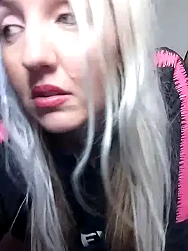 Mllesha74000 online show from February 22, 2025, 7:36 pm