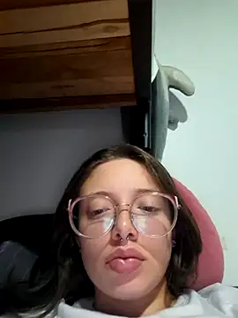 linda-schmidt online show from June 11, 2026, 3:36 am