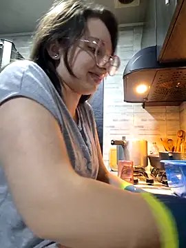 linda-schmidt online show from November 4, 2025, 12:03 am