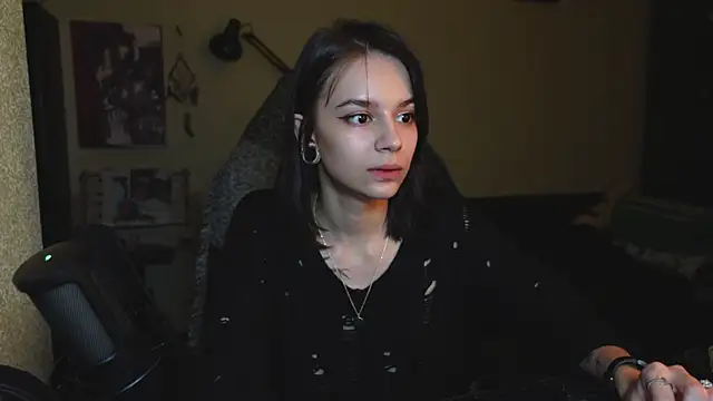 alyssa sweet online show from March 17, 2025, 2:19 am