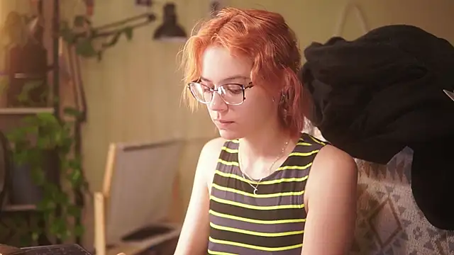 alyssa sweet online show from July 28, 2026, 5:37 am