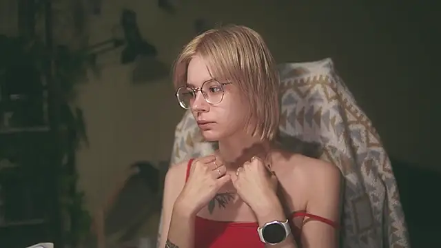 alyssa sweet online show from June 18, 2026, 5:39 am