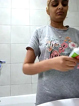 DirtySnowball69 online show from October 2, 2025, 2:31 pm