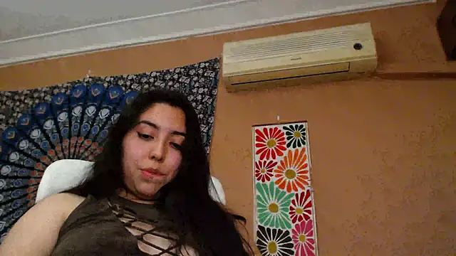 IntimateTales online show from November 16, 2025, 8:46 pm