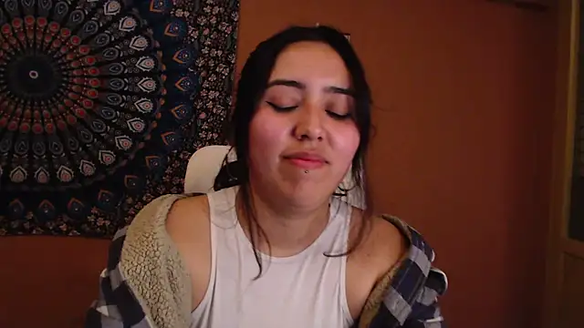 IntimateTales online show from February 26, 2025, 8:04 pm