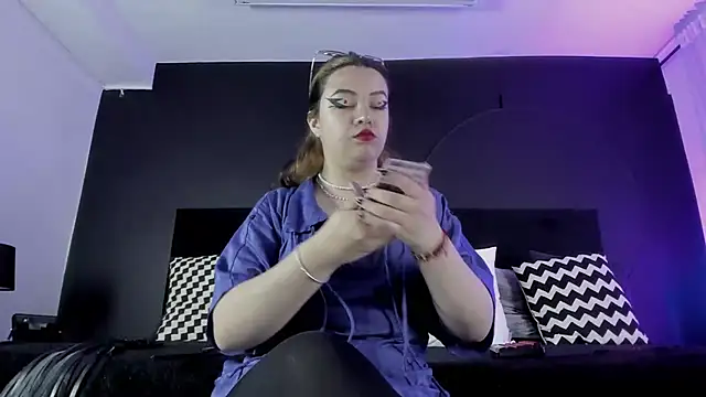  Jade 16 online show from July 14, 2026, 11:49 am