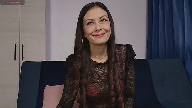 Swetisabella01 online show from April 28, 2026, 10:41 am