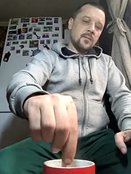 DanielOhCool online show from February 14, 2026, 6:57 am