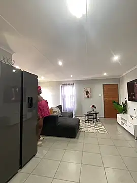 MissLola27 online show from December 2, 2025, 10:28 am