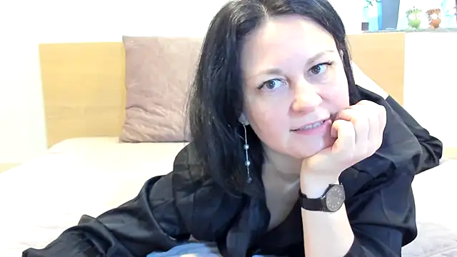 Snapshot of BritttanyBrix chatting on March 15, 2026, 11:28 am BritttanyBrix online show from March 15, 2026, 11:28 am