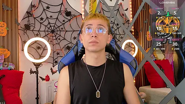 Chris Bennett online show from October 28, 2025, 12:04 pm