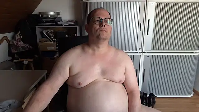 Mark50bw online show from October 16, 2025, 7:38 am