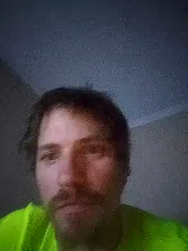 Snapshot of youngbuck6874 chatting on January 1, 2025, 9:20 pm youngbuck6874 online show from January 1, 2025, 9:20 pm