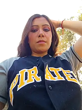 DORYY online show from November 11, 2025, 9:53 pm