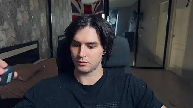 keanu reevez online show from October 10, 2025, 1:12 pm