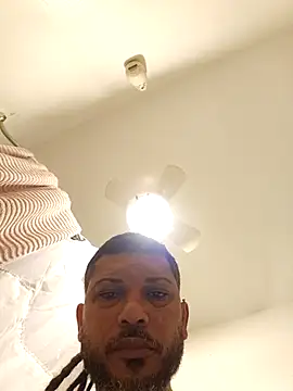 tropikboy online show from November 12, 2025, 10:30 am