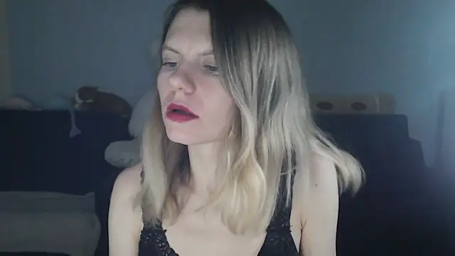 night is dark online show from December 14, 2025, 10:37 pm