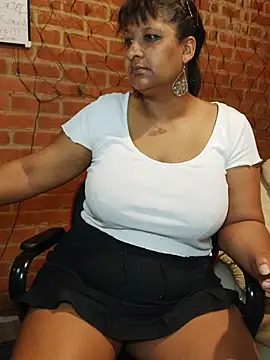 Lilybanx online show from July 7, 2026, 10:30 am