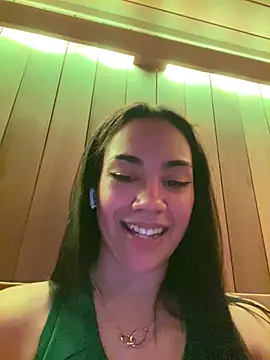 Snapshot of babymalaya chatting on January 6, 2025, 2:14 pm babymalaya online show from January 6, 2025, 2:14 pm