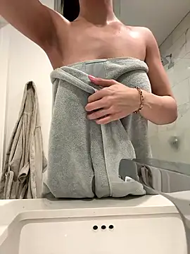 Snapshot of babymalaya chatting on March 10, 2025, 5:18 pm babymalaya online show from March 10, 2025, 5:18 pm