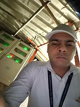 Vickyrajput009 online show from January 15, 2026, 8:01 pm