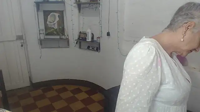 FunnyGrandma online show from August 4, 2026, 1:54 am