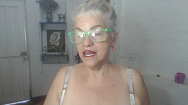 FunnyGrandma online show from August 2, 2026, 9:34 pm