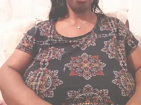 MissTits online show from March 21, 2025, 7:22 am