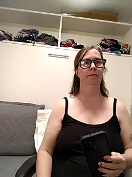 SweetandNaughty1 online show from July 7, 2026, 7:34 am