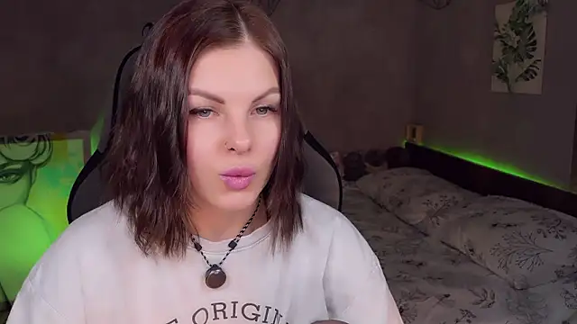 Your Sweet Lilu online show from March 19, 2026, 10:48 am