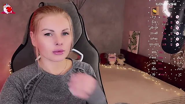 Your Sweet Lilu online show from March 21, 2025, 4:51 pm