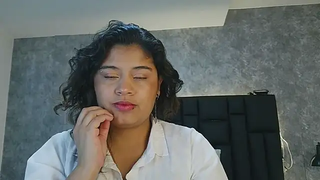 yeral2017 online show from July 23, 2026, 6:26 pm