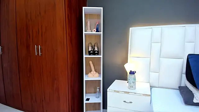 yeral2017 online show from January 13, 2026, 2:32 pm