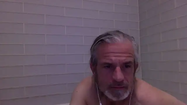 readyforfunxxx online show from February 14, 2025, 6:08 pm