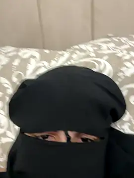 Marocainegroscul online show from November 1, 2025, 2:51 am