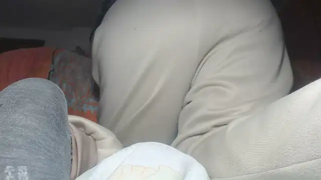 prettyangelsquirt online show from June 19, 2026, 12:38 am