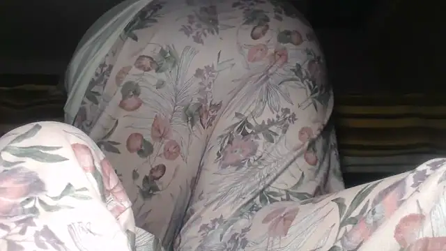 prettyangelsquirt online show from June 21, 2026, 4:18 am