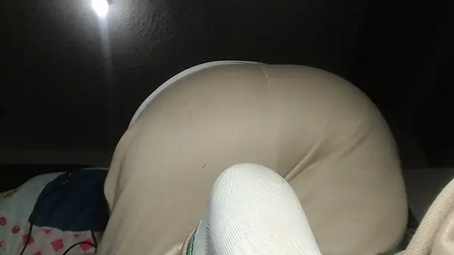 prettyangelsquirt online show from October 16, 2025, 10:40 pm