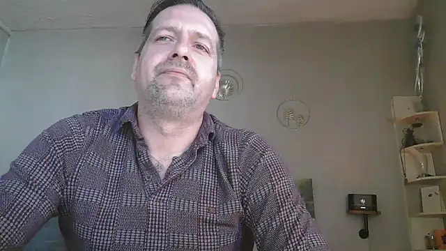 Snapshot of matrikes1 chatting on March 7, 2026, 2:00 pm matrikes1 online show from March 7, 2026, 2:00 pm