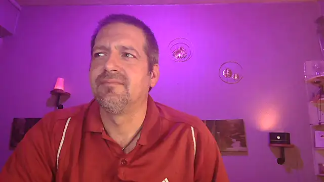 Snapshot of matrikes1 chatting on March 11, 2025, 7:03 pm matrikes1 online show from March 11, 2025, 7:03 pm