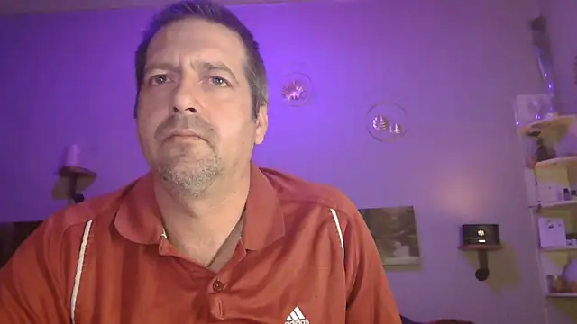 Snapshot of matrikes1 chatting on March 19, 2025, 7:38 pm matrikes1 online show from March 19, 2025, 7:38 pm