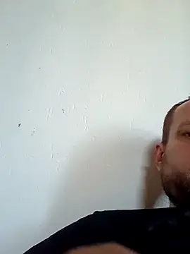 Snapshot of Kw8585kw chatting on February 13, 2026, 8:36 am Kw8585kw online show from February 13, 2026, 8:36 am