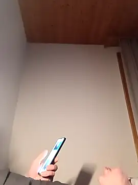 Snapshot of Kw8585kw chatting on March 14, 2026, 4:29 am Kw8585kw online show from March 14, 2026, 4:29 am