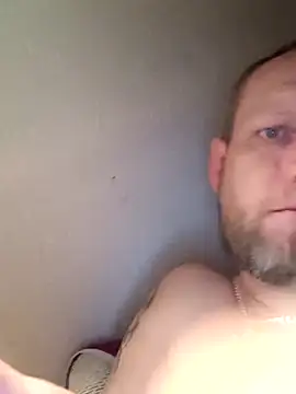 Snapshot of Kw8585kw chatting on February 18, 2026, 3:26 am Kw8585kw online show from February 18, 2026, 3:26 am