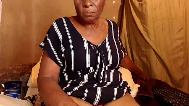 NaughtyGranny online show from July 17, 2026, 9:01 pm