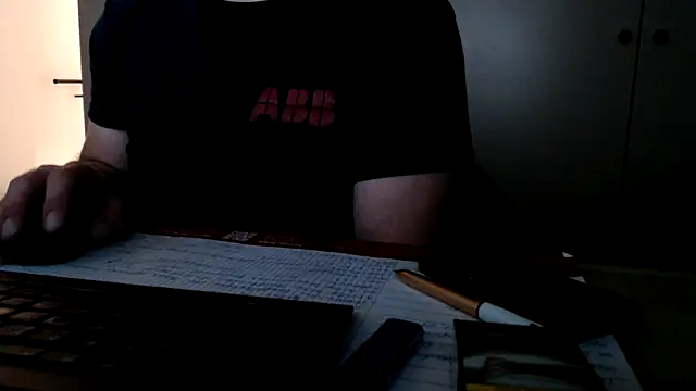 mrbigballs online show from June 4, 2026, 8:35 pm