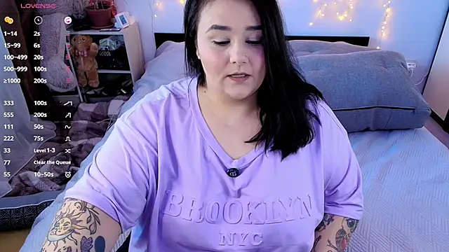 Snapshot of naughtykiss chatting on March 7, 2026, 11:59 am naughtykiss online show from March 7, 2026, 11:59 am